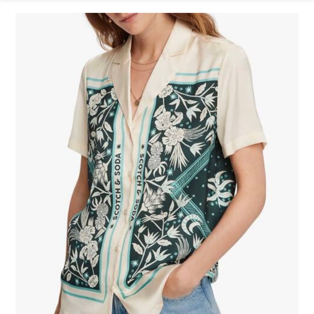 Hawaiian style shirt